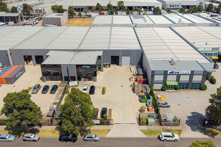 27 Barclay Road Derrimut VIC 3026 - Image 2