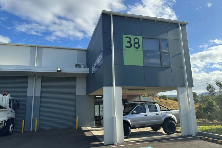 38/10 Sylvester Avenue Unanderra NSW 2526 - Image 1