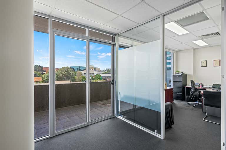 10/50-56 Sanders Street Upper Mount Gravatt QLD 4122 - Image 2