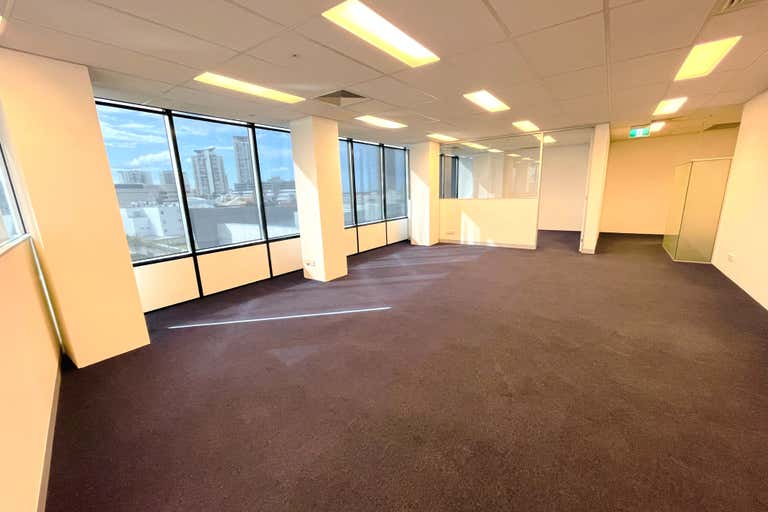 Southport Central , 30419/27 Garden Street Southport QLD 4215 - Image 2