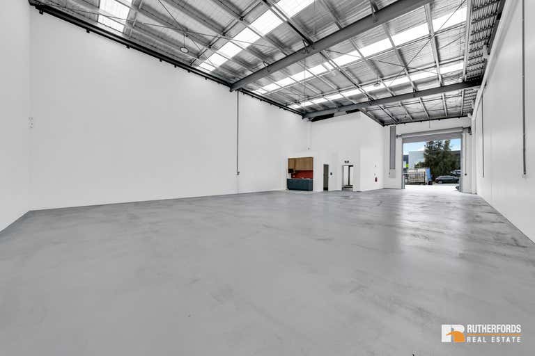 19 Mercedes Drive Thomastown VIC 3074 - Image 2