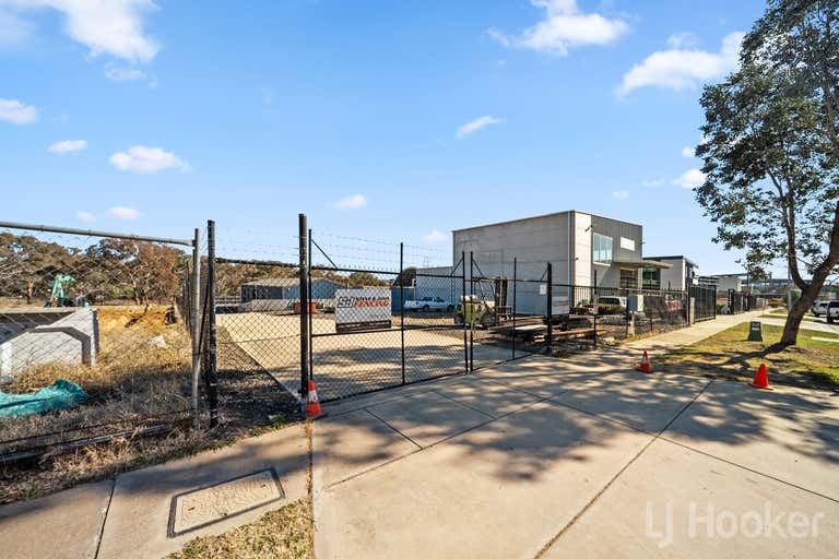 15 Copper Close Beard ACT 2620 - Image 1