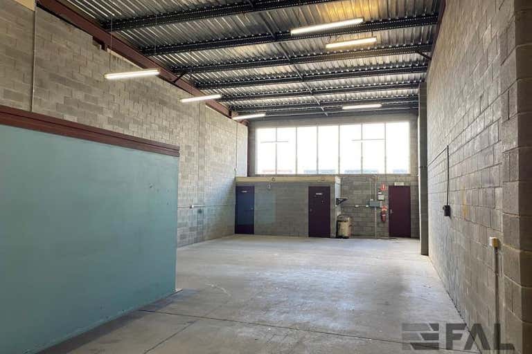 Unit  4, 16 Dulacca Street Acacia Ridge QLD 4110 - Image 2
