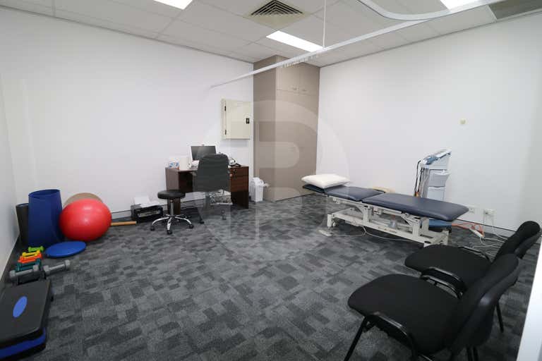 213/10 CENTURY CIRCUIT Norwest NSW 2153 - Image 2