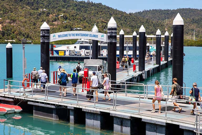 24 The Cove Road Airlie Beach QLD 4802 - Image 2