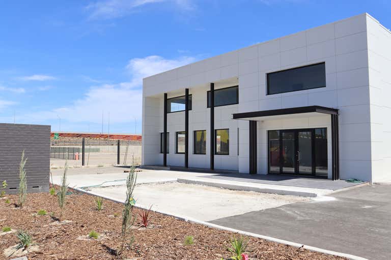 28 Division Street Welshpool WA 6106 - Image 2