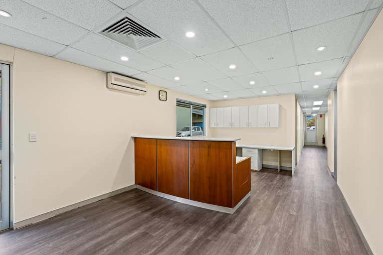 11 William Street Blackstone QLD 4304 - Image 2