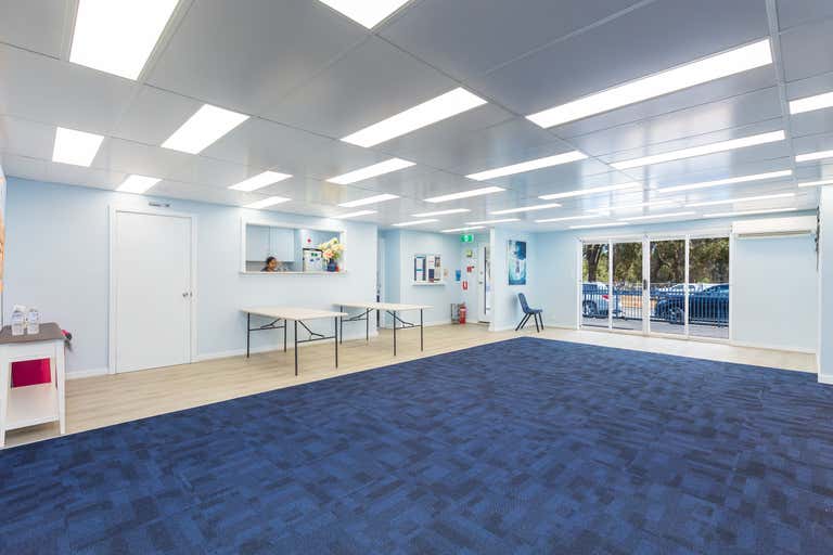 141 - 143 Meares Avenue Parmelia WA 6167 - Image 2