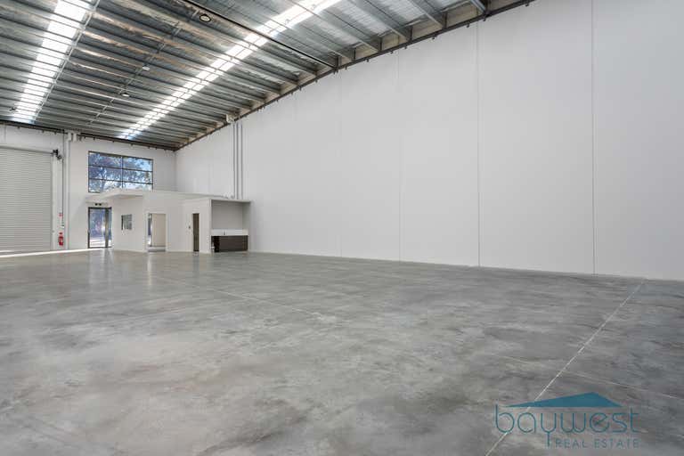 9-17, 76 Reid Parade Hastings VIC 3915 - Image 2