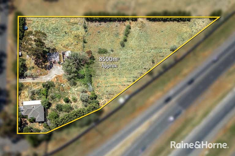 245 Old Vineyard Rd Diggers Rest VIC 3427 - Image 1