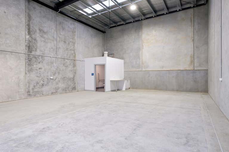 7/11 McRorie Court Cambridge TAS 7170 - Image 2