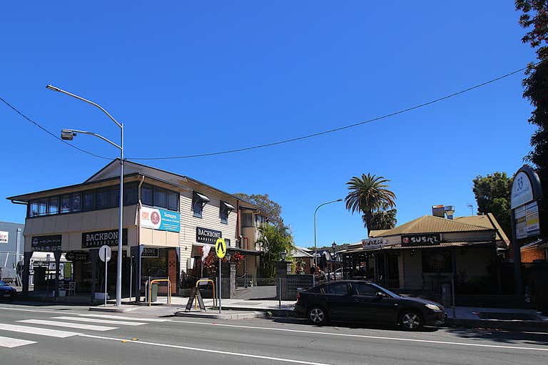 11/33 Tallebudgera Creek Road Burleigh Heads QLD 4220 - Image 2