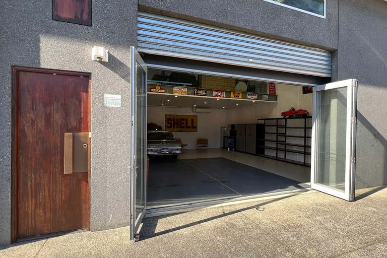 Warehouse/3 Rocklea Drive Port Melbourne VIC 3207 - Image 2