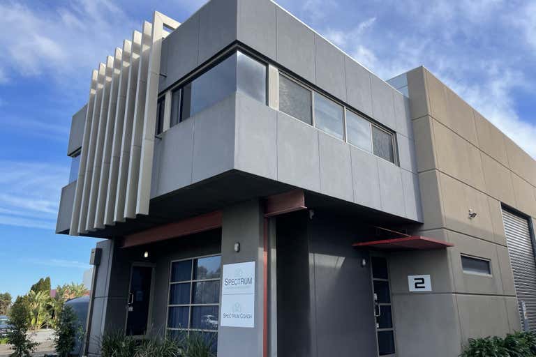 2/14 Akuna Drive Williamstown VIC 3016 - Image 2