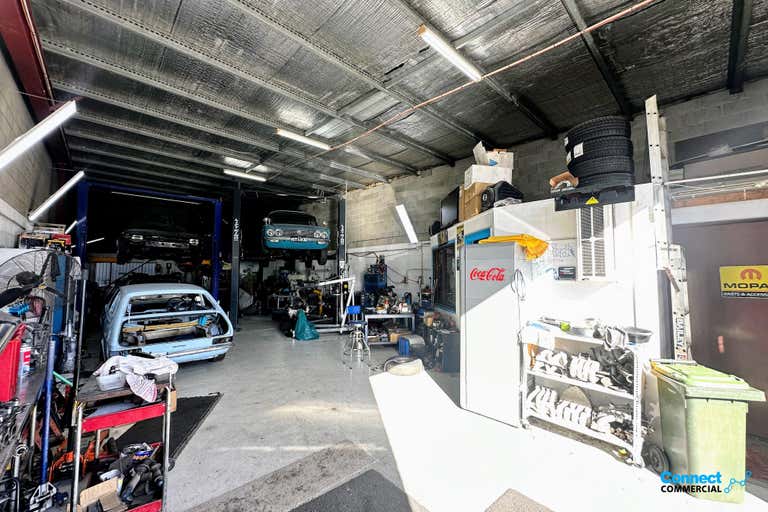 3/5 Kamholtz Court Molendinar QLD 4214 - Image 2