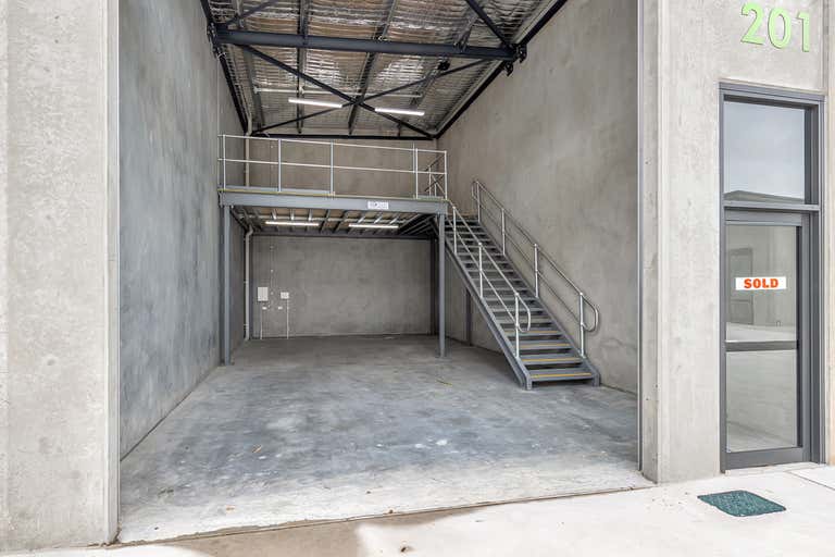 201/24 Bluebell Street Belmont NSW 2280 - Image 2