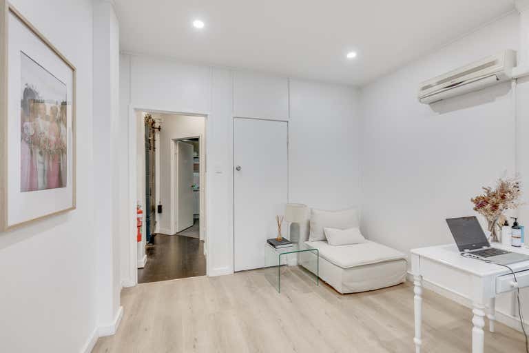 2/229 Margaret Street Toowoomba City QLD 4350 - Image 2