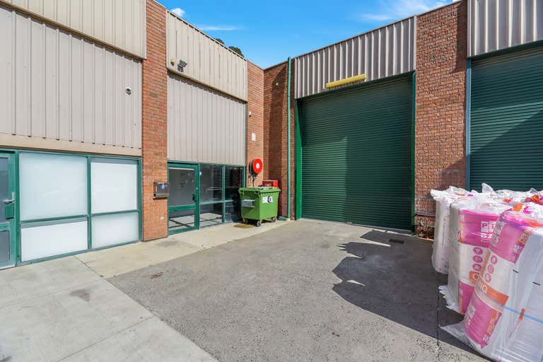 Unit 6, 4 Vesper Drive Narre Warren VIC 3805 - Image 1