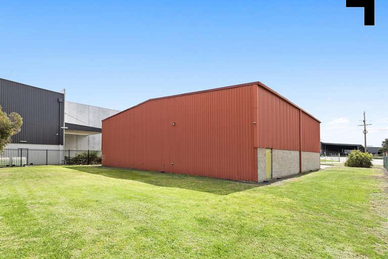 10 Pinnacle Road Altona North VIC 3025 - Image 2