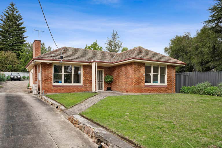 40 Hallett Road Stonyfell SA 5066 - Image 1