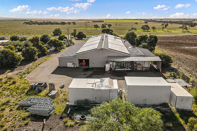 41 McCulloch Road Monteith SA 5253 - Image 2