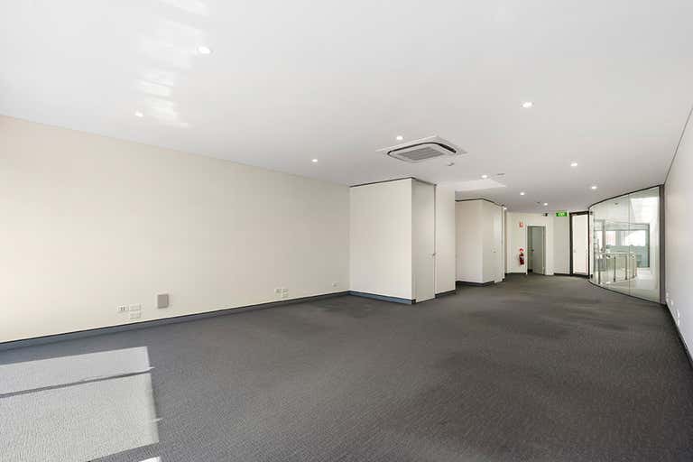 Suite 5, 710 New South Head Road Rose Bay NSW 2029 - Image 2