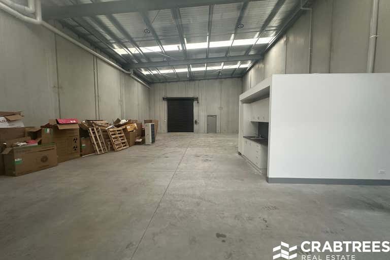 3/3 Tarmac Way Pakenham VIC 3810 - Image 2