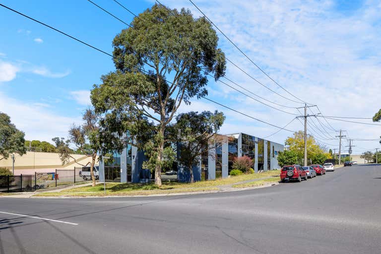 Unit  2, 1A Neutron Place Rowville VIC 3178 - Image 2