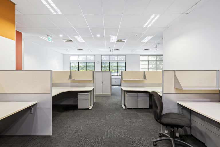 8 Hartley Drive Thornton NSW 2322 - Image 2