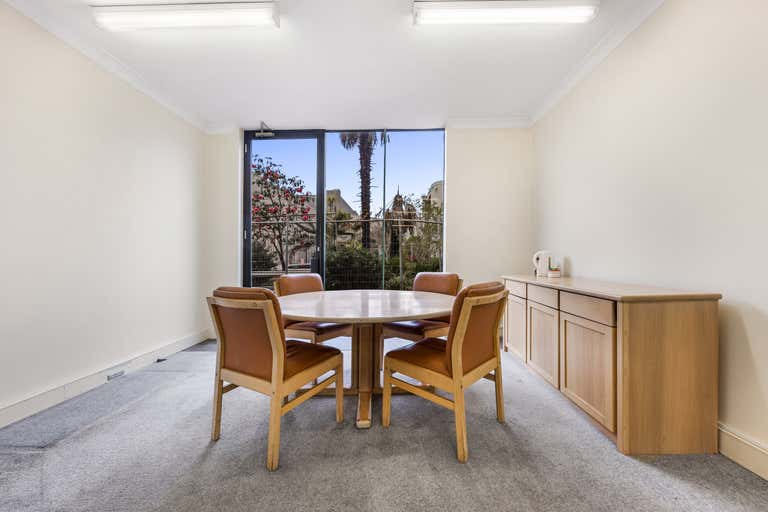 10/2-8 St Andrews Street Brighton VIC 3186 - Image 2