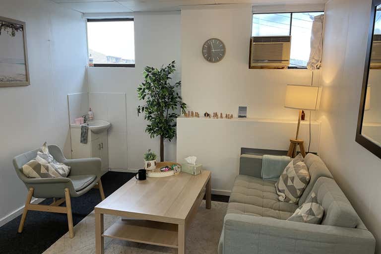 2/277 Old Cleveland Road Coorparoo QLD 4151 - Image 2