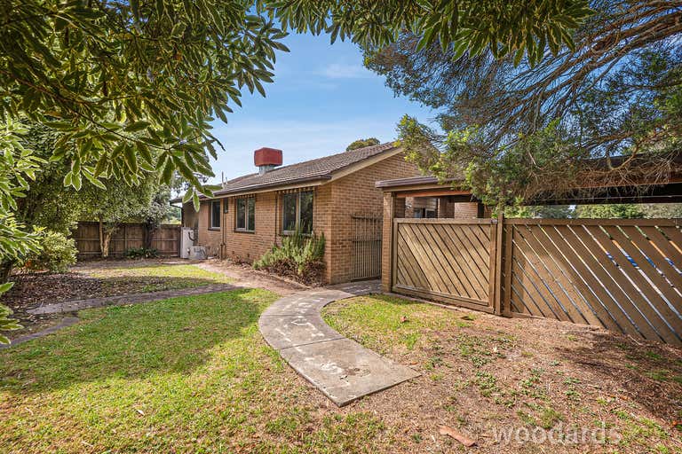 2 Yorkminster Avenue Wantirna VIC 3152 - Image 2