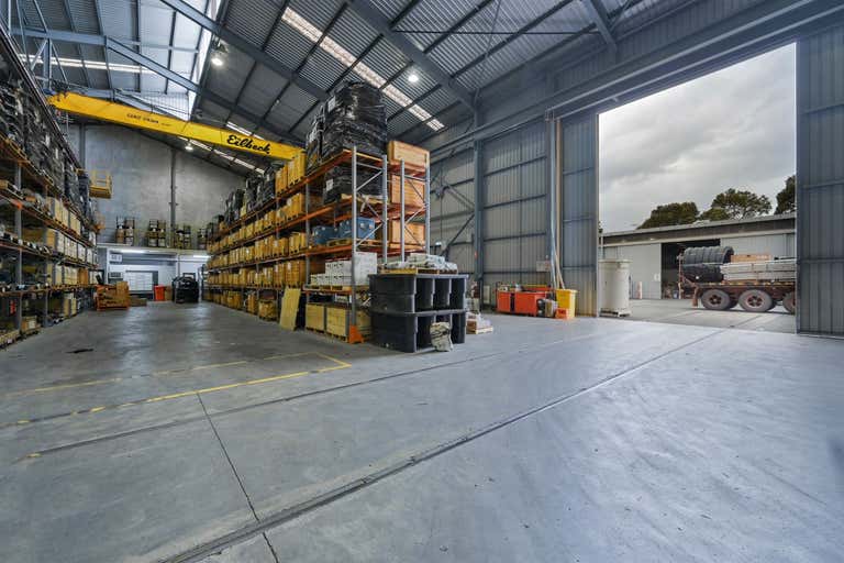 21 Bannister Road Canning Vale WA 6155 - Image 2