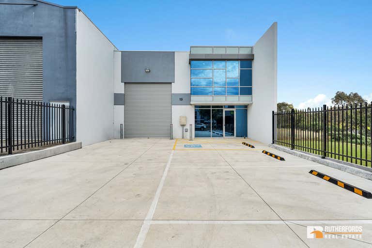 19 Mercedes Drive Thomastown VIC 3074 - Image 1