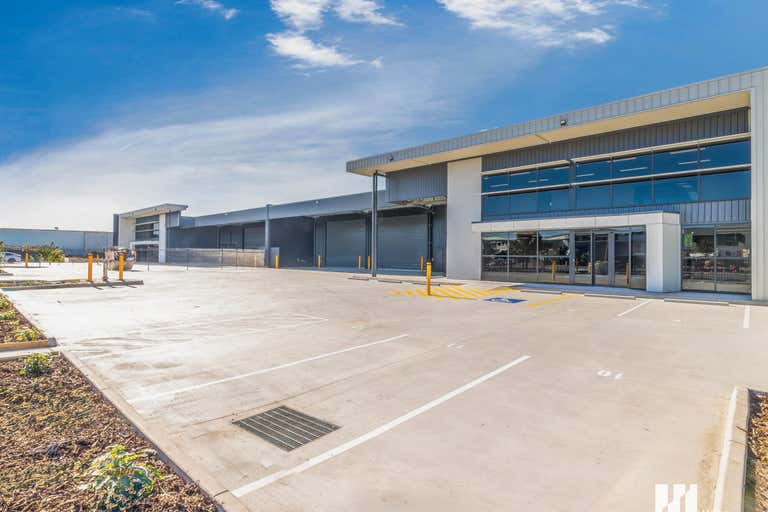 18 Griffin Crescent Brendale QLD 4500 - Image 2