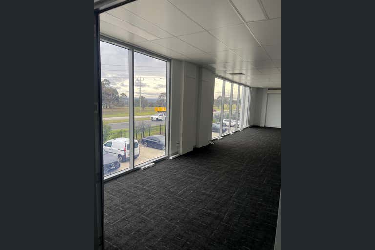 Unit  5, 54 Commercial Place Keilor East VIC 3033 - Image 2