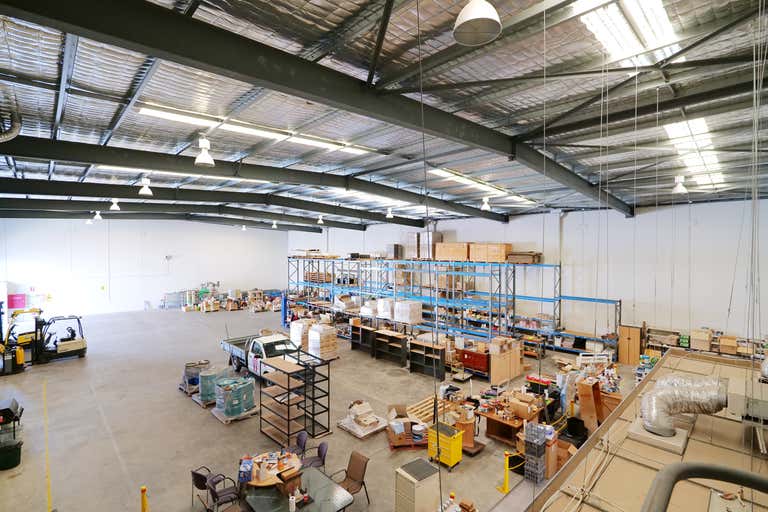 2/115 Belmont Avenue Belmont WA 6104 - Image 2