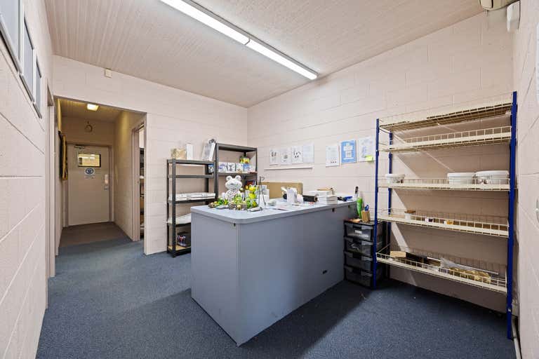 1/9 Reid Street Wodonga VIC 3690 - Image 2