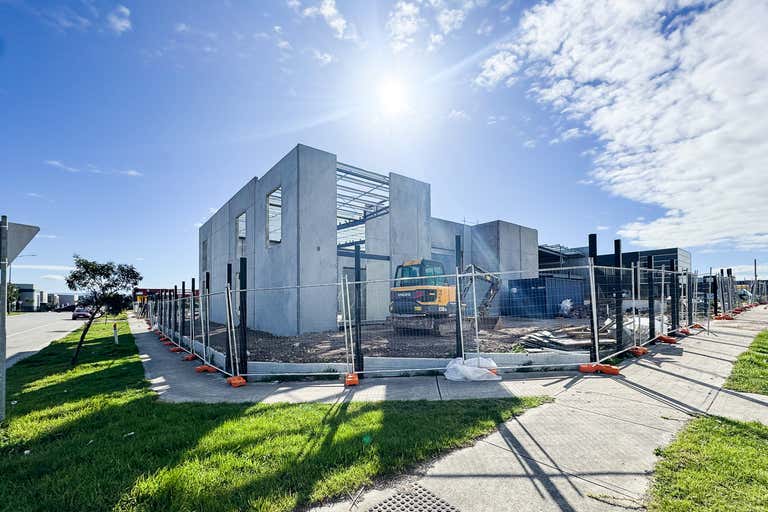 1/52 Palladium Circuit Clyde North VIC 3978 - Image 1