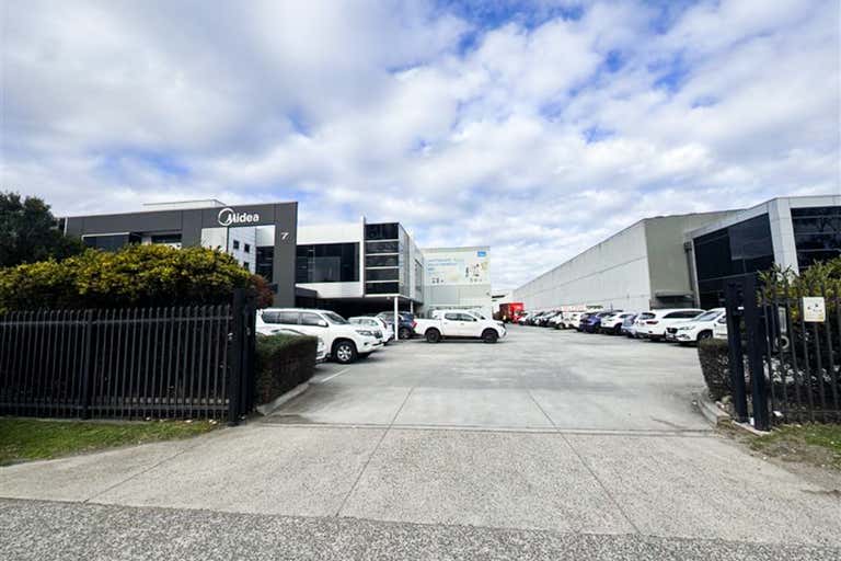 7 Ordish Road Dandenong South VIC 3175 - Image 2