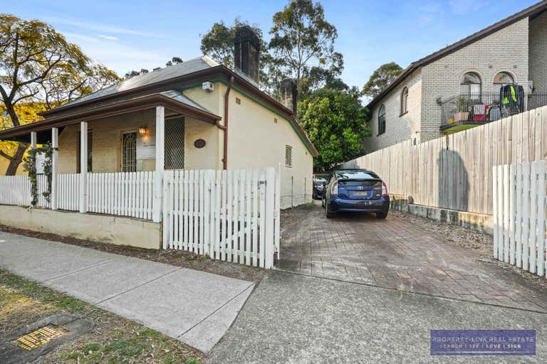 MINERVA HOUSE, 8/30-32 Albert Street North Parramatta NSW 2151 - Image 1