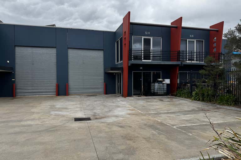 5/4 Bormar Drive Pakenham VIC 3810 - Image 1