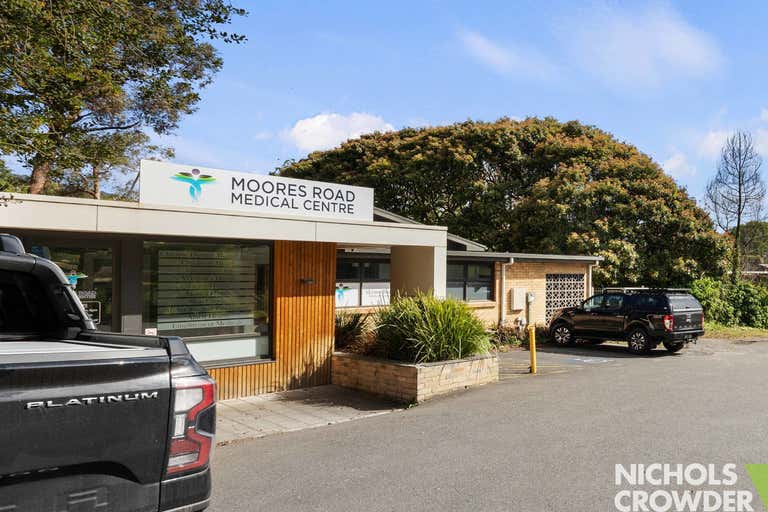 5 Moores Road Monbulk VIC 3793 - Image 2