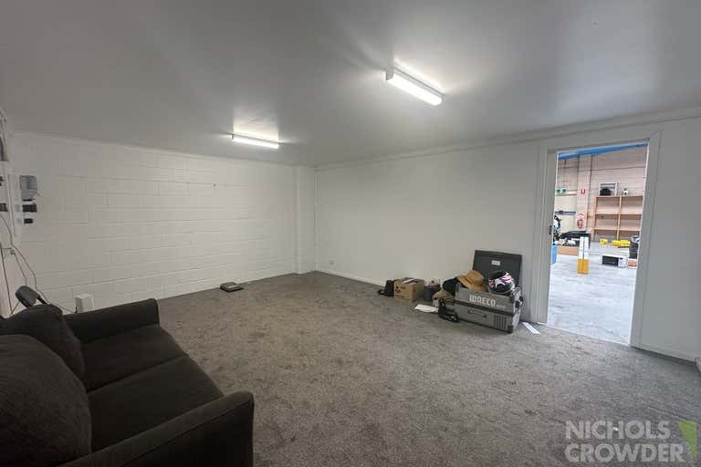 2/1 Rosella Street Frankston VIC 3199 - Image 2