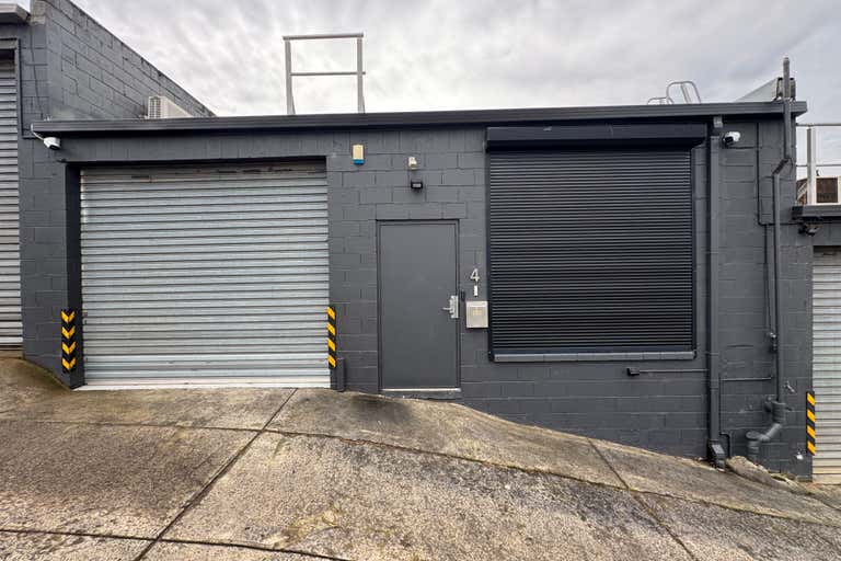 4/18 Thomas Street Ferntree Gully VIC 3156 - Image 1