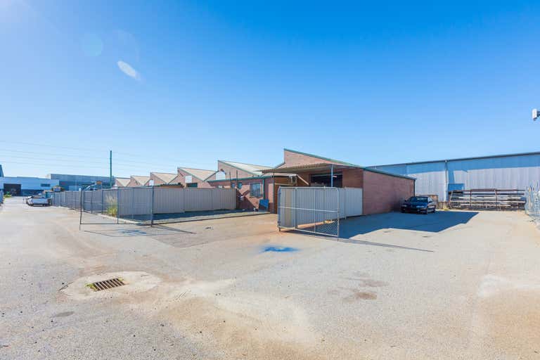 67 Dowd Street Welshpool WA 6106 - Image 1