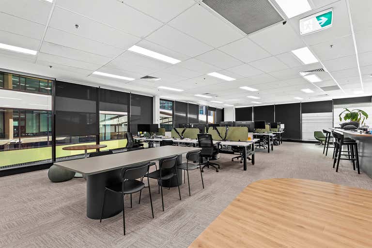 Part Level 1, 76  Skyring Terrace Newstead QLD 4006 - Image 1