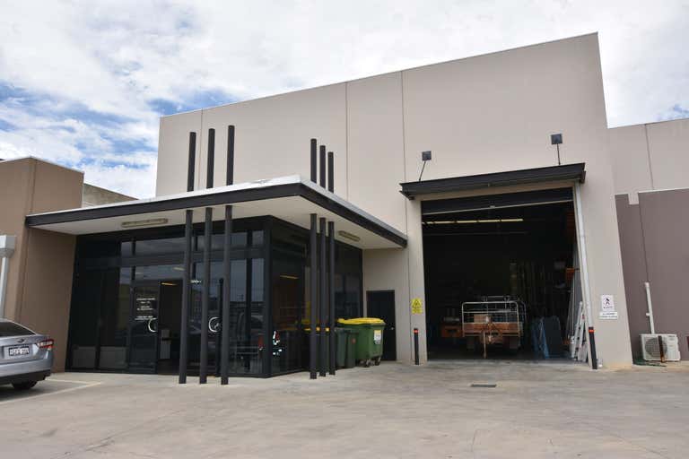 1/5 Geelong Court Bibra Lake WA 6163 - Image 1