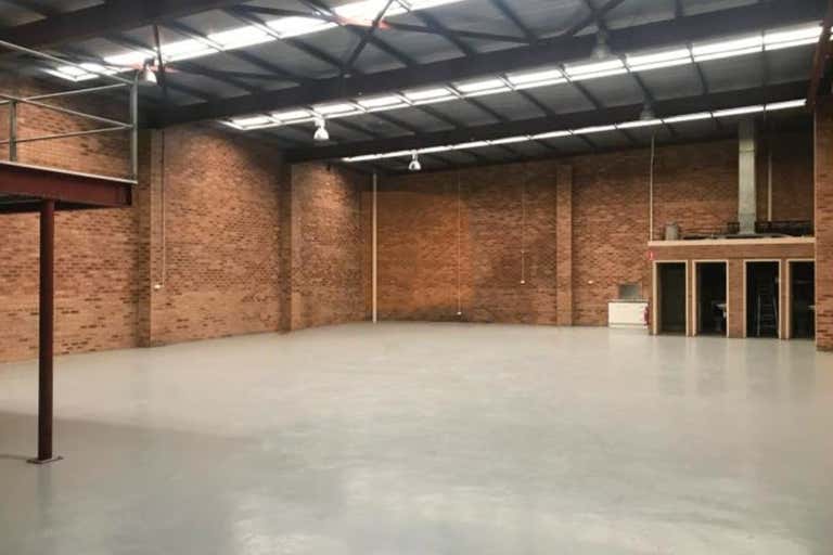 53 Barry Avenue Mortdale NSW 2223 - Image 2