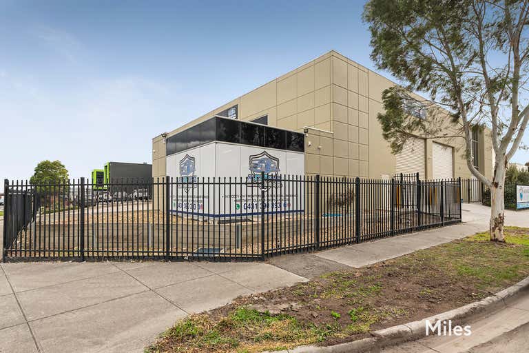 2 Alysam Street Epping VIC 3076 - Image 1